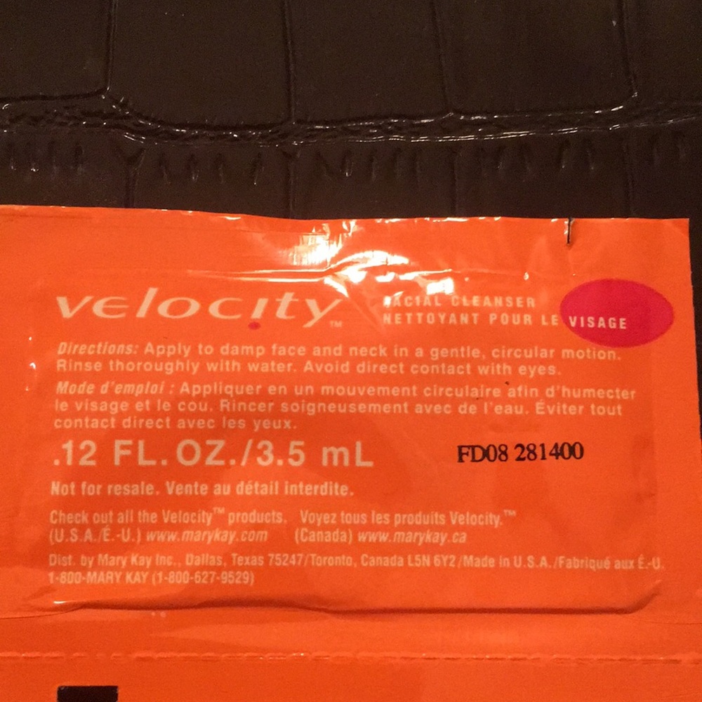 🆓Velocity by Mary Kay cleanser & moisturizer - Picture 6 of 8